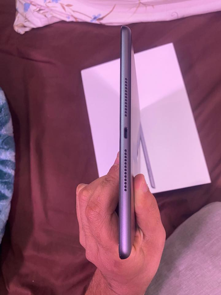 ايباد 9 نضيف نضيف كلش مستخدم 20 يوم ما بييي شخط بطاريته 99 فول مكفول ذاكره 256 السعر400وبي مجال مستعجل


**إذا كنت صاحب هذا الإعلان وتريد حذفه لأي سبب، رجاءا أرسل رسالة إلى الدعم الفني**