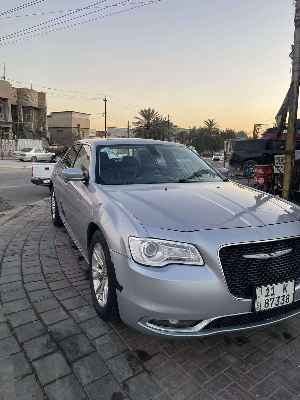 اوباما 300C موديل 2016
اصل 2016 سنوية باسمي حادث خلفي جاملغ خلفي مصبوغ قبغ جنطه مبدل وبيها جاملغ امامي جهة السايق مصبوغ اثر شخط ماشية 180 الف 

مواصفات السياره بانوراما بصمة كشنات جلد تدفئة تبريد كشنات والمواصفات البقيه معروفة 

للاستفسار ***********
