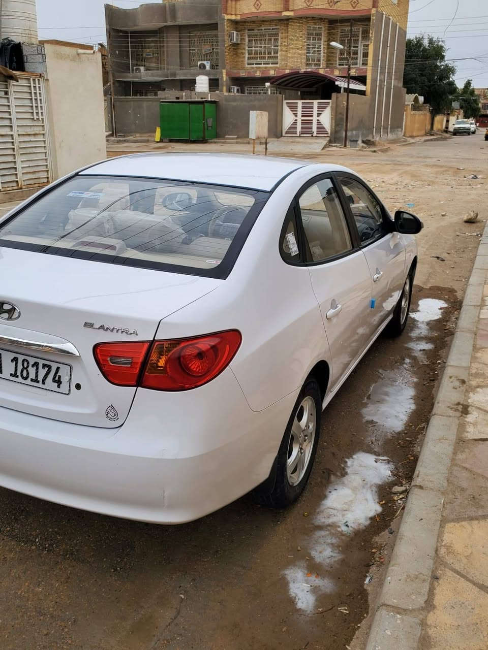 هونداي النترا موديل ٢٠١١ مكينه ٢٠٠٠ كفاله جاهزه مابيها اي نقص***********
