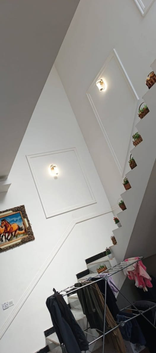 السلام عليكم دار مساحته ١٢٠ متر اني صاحب الدار مباشر ***********
منطقت الدوانم قرب ٣/١٠
