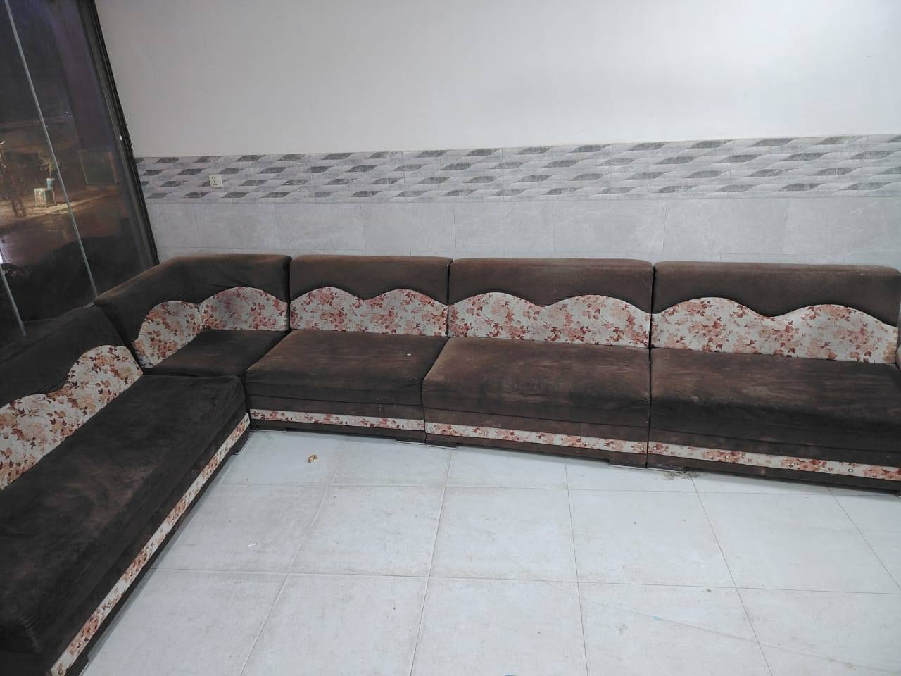 سلام عليكم اتخامه مستعملة للبيع كوفه يم فلكة حبيب الرعاش كلهن اب 500 وبيهن مجال وهاذه رقمي *********** بي واتساب
