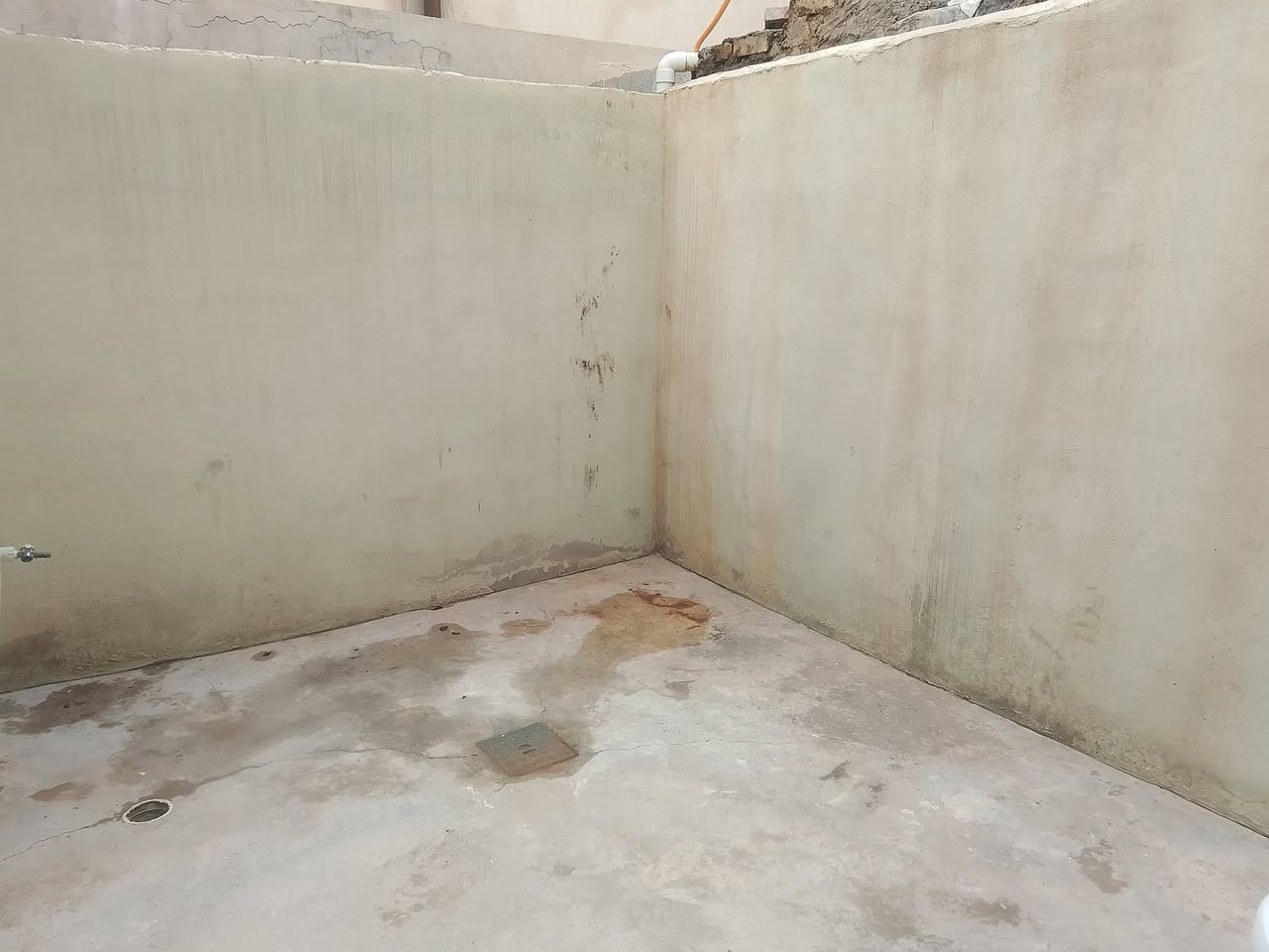 بيع سريع  توله فروش خلف معمل نسيج مساحه150متر غرفه ونص مطبخ هول خطار مشترك حمام صحيات طرمه مسجل بتطويب رقم الهاتف*********** واتساب
