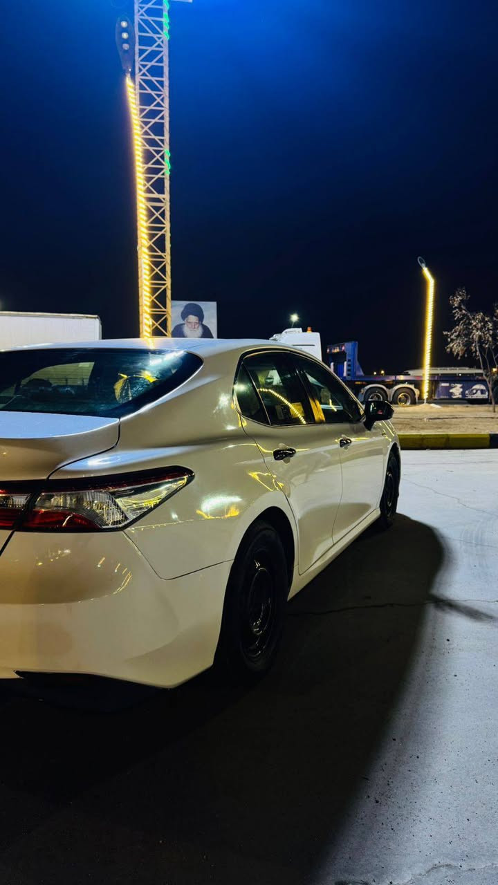 السلام عليكم كامري 2019 تكسي الامارات هايبريد معلايه 23 مصبوغه عام السعر 107 للاتصال ***********
