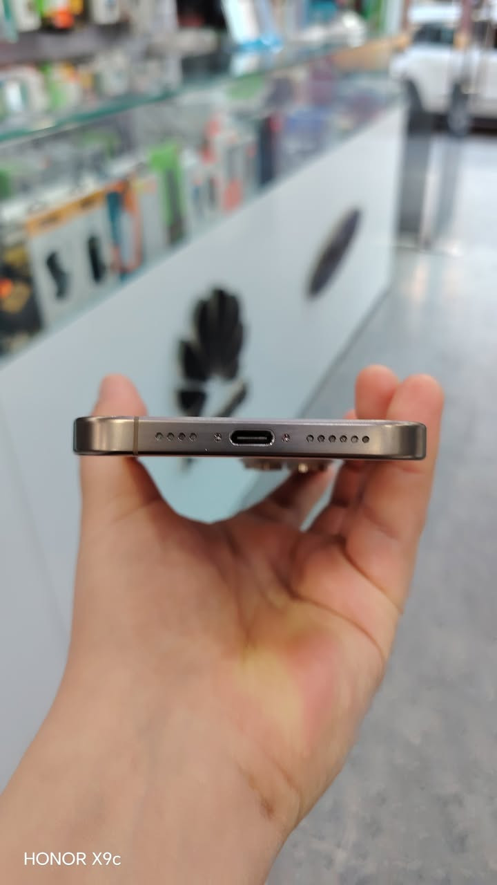 سلام عليكم شباب متوفر ايفون ١٦ برو ماكس لون صحراوي عربي شرق اوسط ماستر
ذاكره 256
بطاريه 91%
كامل ملحقاته
االسعر
1.285.000 
 المكان بغداد حي جهاد


**إذا كنت صاحب هذا الإعلان وتريد حذفه لأي سبب، رجاءا أرسل رسالة إلى الدعم الفني**