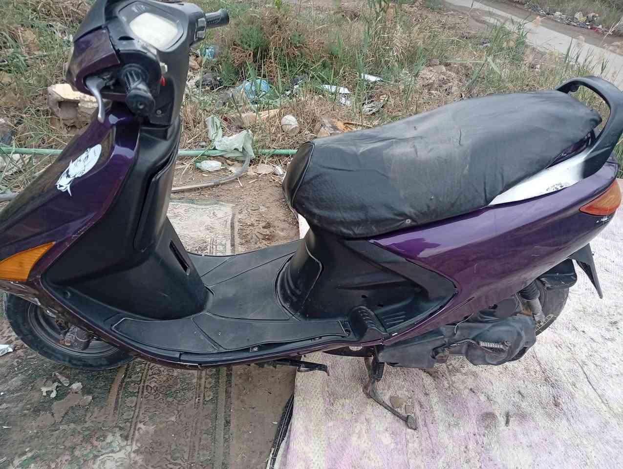 سلام عليكم دراجه فراشه فحل جديده حاويه تخم تاير نقصه بس شحن باتري مكان كرنه بني منصور سعر 450رقم تلفون ***********
