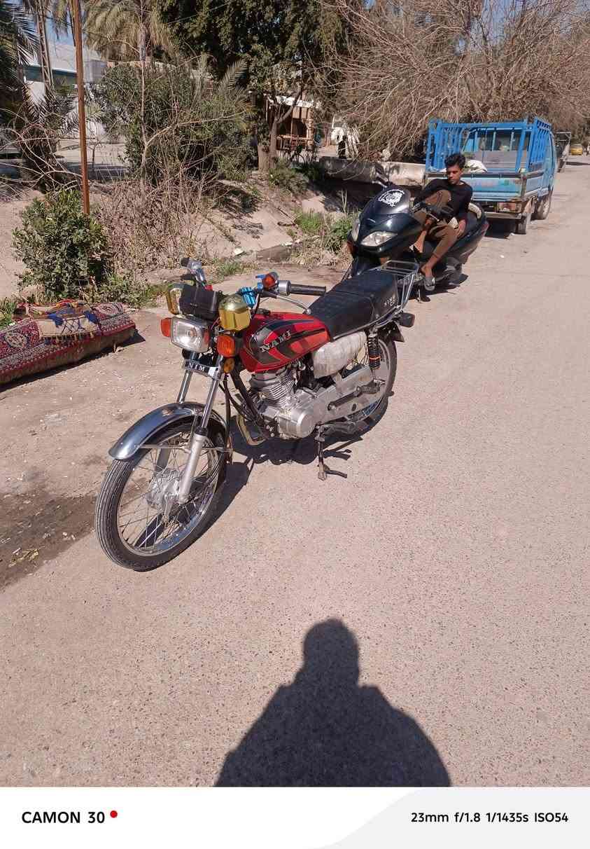 سلام عليكم نامه متياز للبيع موديل 26دراجه خير من الله دراجه بعده جديده مكاني ديالي خالص هبهب سعر 700بيه مجال رقم تواصل ***********
