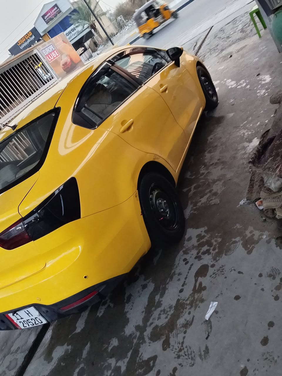 يا الله كيه ريو موديل 2015 خليج 1600 مكينه وكير وصدر وتخم تاير كهربيات تبريد تدفه شغال بنيد مبدل بدون دواخل فقط رقم بغداد دولي تحويل ثاني يوم هيه وهزه وسنويه لل30 مكاني بغداد سعر 75 بيه مجال ***********
