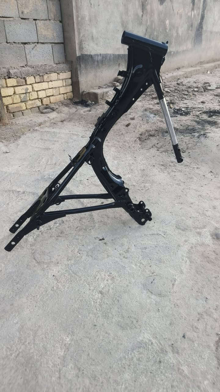 للبيع شاصي جاهز تعال وشد  السعر100المكان قرنه***********
