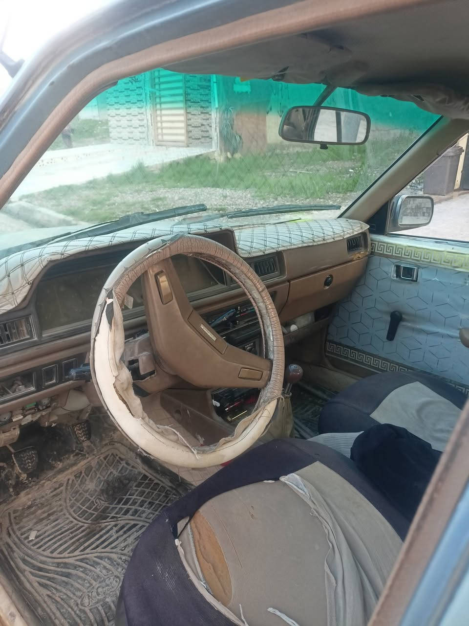 كرونه 1981 للبيع السعر 25 للاستفسار ***********
