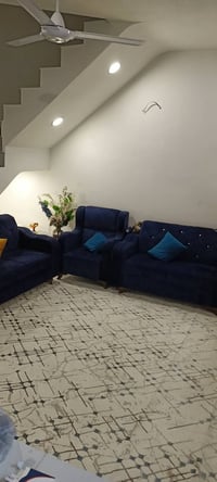 مستعمل قليل • ١٠ مقاعد • رايدي ٤٢٥