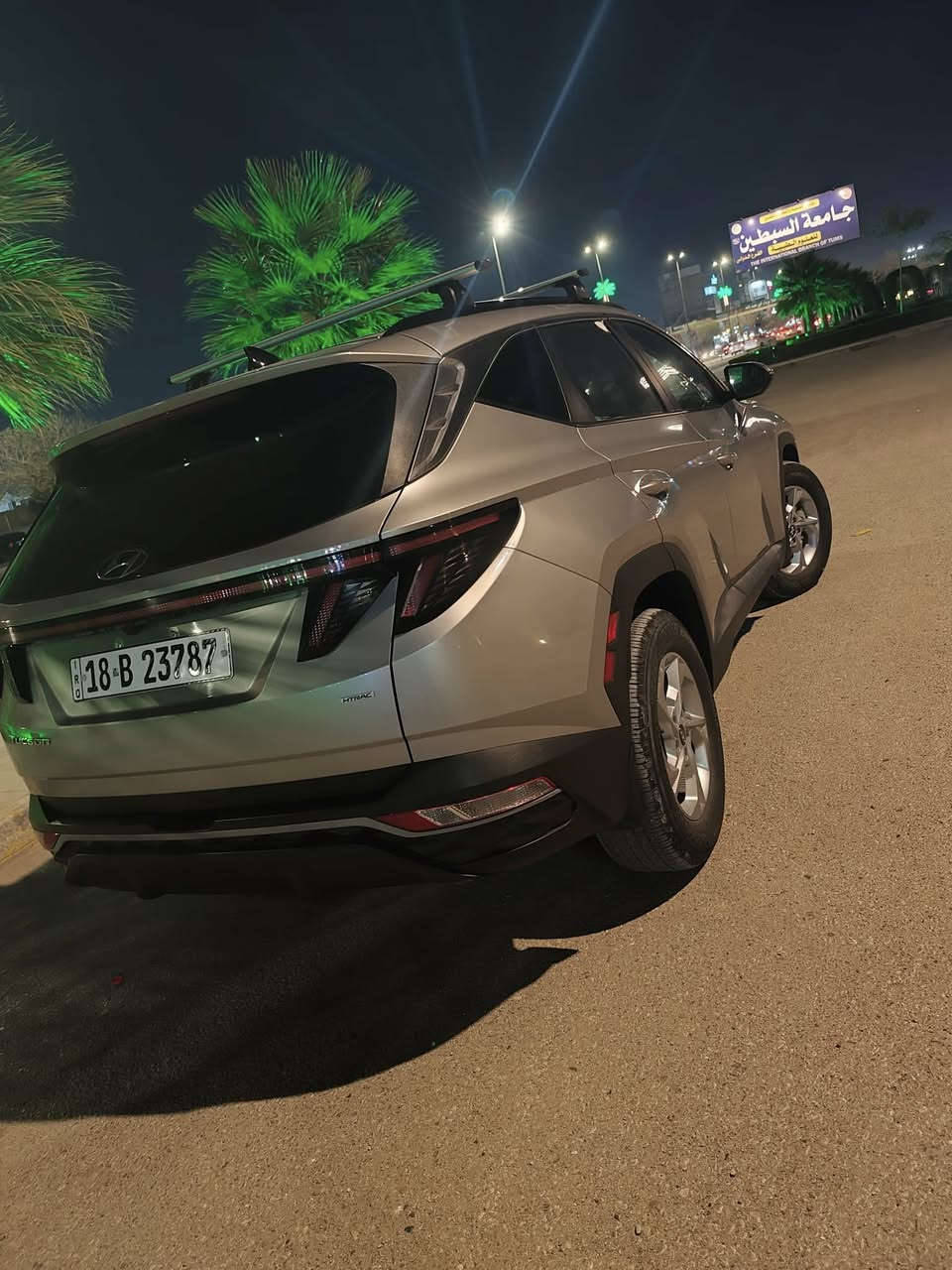 السلام عليكم ورحمة الله وبركاته
للبيع توكسان 2023   

مرقم بابل سياره جديده زيرو

ماشيه ١٠ الف بجم كبس 

حادثه تبديل باب السائق فقط

كما موضح صور الحادث 

فول عدى البنوراما 

اسبير وعده وكتلوكات الشركه كلهم بعده 

لد نهاري 

تحكمات استيرن 

مقاعد اماميه كهرباء 

تبريد قطعتين 

شاحن تلفون

سايد بريك دكمه

اوتو هولد

مود درايف 

نظام المنحدرات 

حساس خلفي 

شاشة 

كامره متحركه 

مكينه ٢٥٠٠ بانزين عادي 

تشغيل عن بعد 

اريل نفكيشن

بقية المواصفات المعروفه 

السعر٢٠٧ وبيه  مجال 

للاتصال ***********
