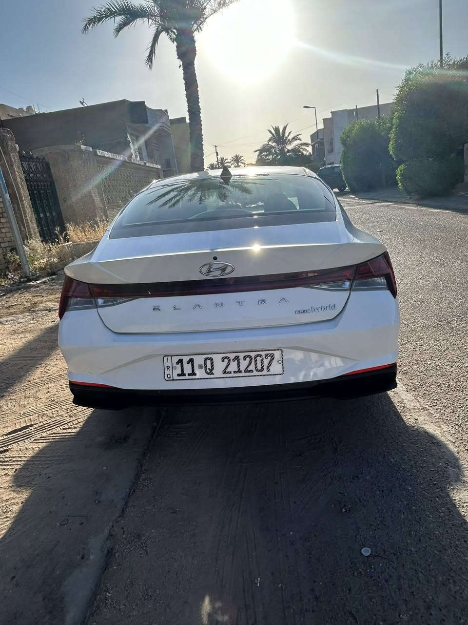 النترا هايبرد بلو موديل 2023
(السياره حادثها بنيد سطحي ومبدل بنيد يلادي نفس اللون والجاملغ الخلفي مصبوغ فقط بدون ايرباك السيارة )  ماشيه 56 ميل وقابل للزياده 

مكفوله من الشواصي والغد

رقم بغداد باسمي

 مواصفات الهايبرد بلو 

١-بصمة تشغيل ابواب وصندوك. (بصمة ابواب لمس) 

٢-محرك 1.6هجين

٣-كاميره  خلفية دوارة

٤-رادارات 360 درجة ( امامي جانبي خلفي ) تمنع التصادم الامامي والجانبي والخلفي

٥-التحذير عند فتح الباب 

٦-تحكمات ستيرن 4 جهات 

٧- 3 وضعيات قيادة ( عادي سبورت ذكي ) 

٨- مثبت سرعة ذكي ( التحذير عند مغادرة المسار )

-Auto Hold التوقف لفترات قصير

١٠-الهاند بريك بصمة

١١-شاشة بلازمة حجم كبير لمس تدعم نظام الابل كار بلي والاندرويد اوتو بدون كيبل يربط التلفون واير ليس و GPS   

١٢-صندوق ذكي فتح عند الاقتراب  

١٣-تشغيل عن بعُد   

١٤-نقطة عمياء

١٥-تدفئة بالكشنات

١٦-تحديد مسار وقيادة ذاتية  ورادار امامي 

١٧- مانع انزلاق 

السعر 145 وبيه مجال قليل حك الجية 

@مكان السيارة اليرموك

للاستفسار 

***********

