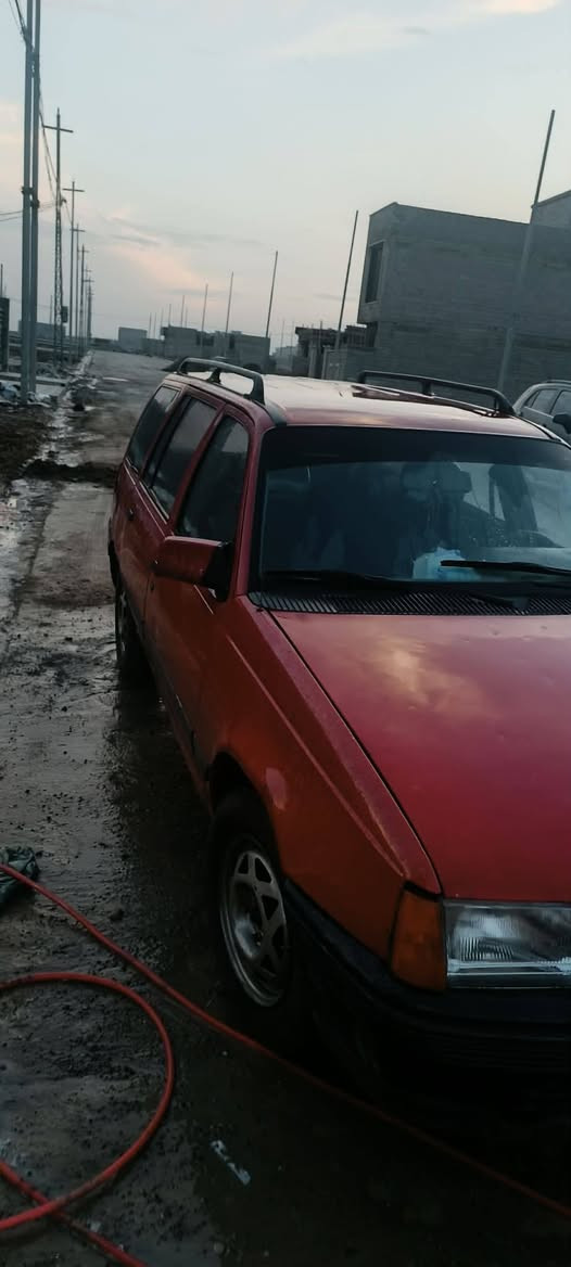 سلام عليكم
اوبل كاديت للبيع
شرط التحويل
سنويه لل٢٧
محرك  معمر شرط
كير شرط 
مصلح دوائر فقط
للاستفسار عالرقم
***********
مكاني موصل الايسر

ترايك مايعجبك سياره مال جنايه 
كابون تبادل
