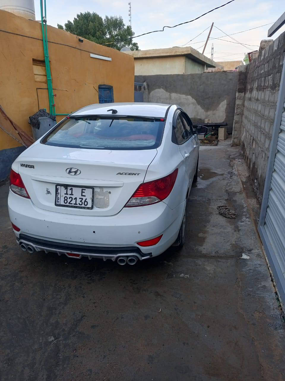 هونداي اكسنت موديل 13مصبوغة عام اثر صقوط سقيفة سعره85وبيه مجال مكاني بغداد التاجي ***********واتساب***********
