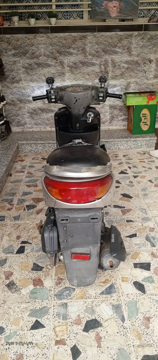 سلام عليكم دراجه بريز للبيع او امراوس دراجه حلوه ومرتبه
نضافه الكفرات 100/90 مكينه كفاله 
خير من الله ادامه كلجات جديد  
بريكات شغاله 
تايرات جديد سعره 450وبيه مجال


**إذا كنت صاحب هذا الإعلان وتريد حذفه لأي سبب، رجاءا أرسل رسالة إلى الدعم الفني**