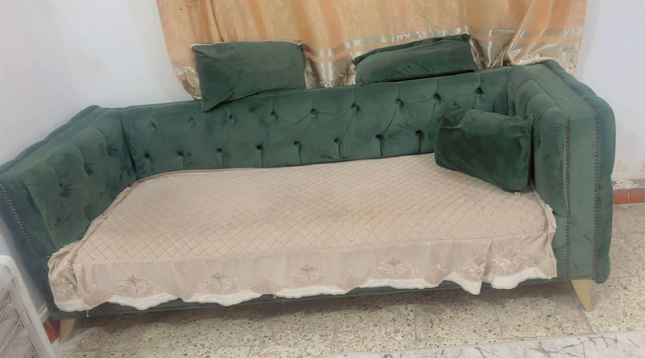 للبيع تخم ايراني عشر مقاعد قفل ٣٥٠
للبيع تخم تركي ٨مقاعد قفل ٣٢٥


**إذا كنت صاحب هذا الإعلان وتريد حذفه لأي سبب، رجاءا أرسل رسالة إلى الدعم الفني**