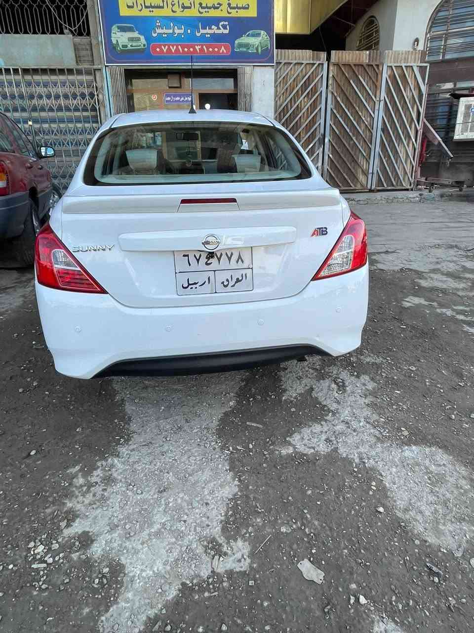 سلام عليكم
نيسان سني 2021
سياره مبدل بيها باب نفس الون 
وبيها بارد بسيط 
كير مكينه كله مكفول 
حداديه صدر كلها جديده 
رايدها ب103 وبيها مجال 
مكاني بغداد 
اي ستفسار ***********
