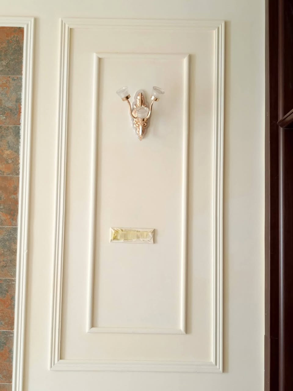 السلام عليكم ورحمة الله وبركاتة
كادر متخصص بالسرعه وعمل درجه اولى 👍🏻
صبغ الواجهات
وعمل الفوم الخارجي 
والسحبات الداخليه 
وورق الجدران
وتصليح ومعالجه الرطوبه 
#للتواصل 
فقط اتصال  
***********
