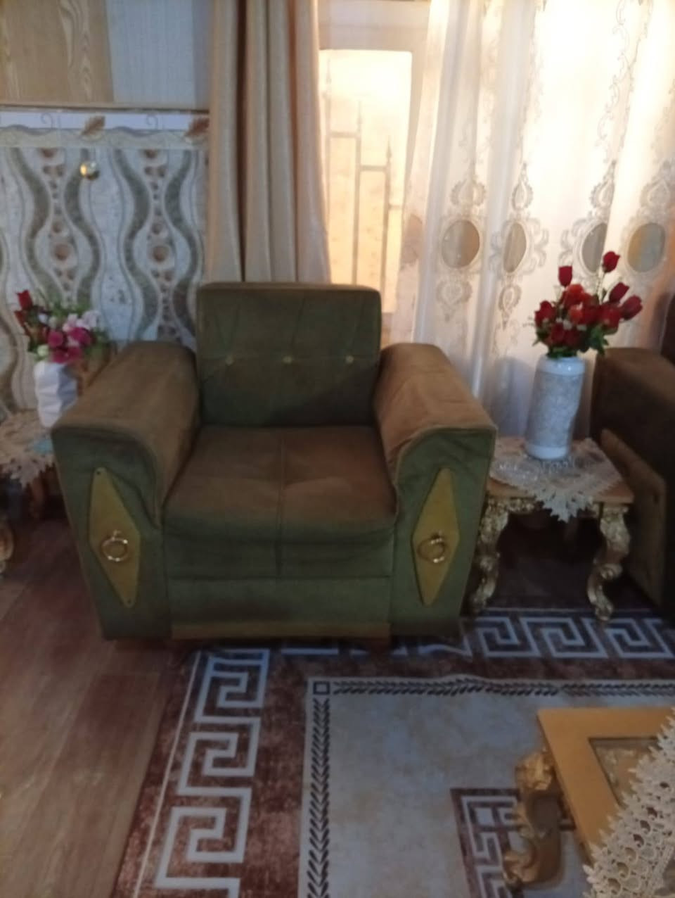 عندي تخم للبيع ويا طبلات 5 كبيرة عنواني شهداء قرب روظة البسمه رقم الهاتف *********** 
*********** ابو نور العبودي
