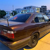 سەرەتا بە ناوی خوا   بیئیم  ١٩٩٠ مەکینە کەپس 520 گیر عادی دوو جام کارە...