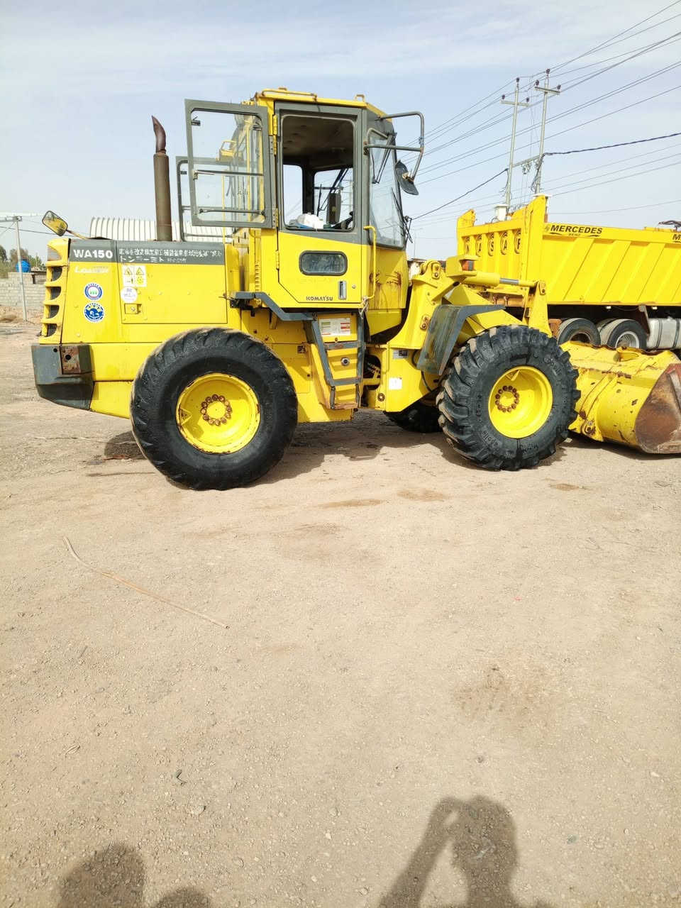 سلام عليكم للبيع شفل كوماتسو حجم 150 كفاله عامه دخول جديد ***********
