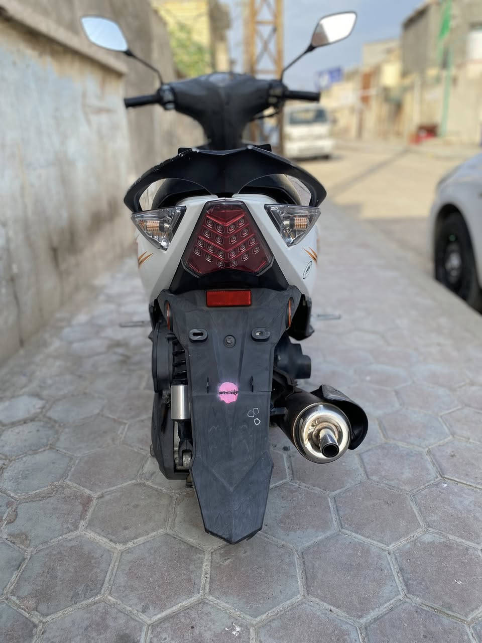 مضلع حديث نوزل 2016 
مكفوله كفاله عامه 
مكينه ما مفتوحه شرط الفحص 
مال حاويه صارله اسبوع من نازله
بدون اي نقص 
تفاصيل اكثر خاص 
مكاني البصره 
واتساب
***********
