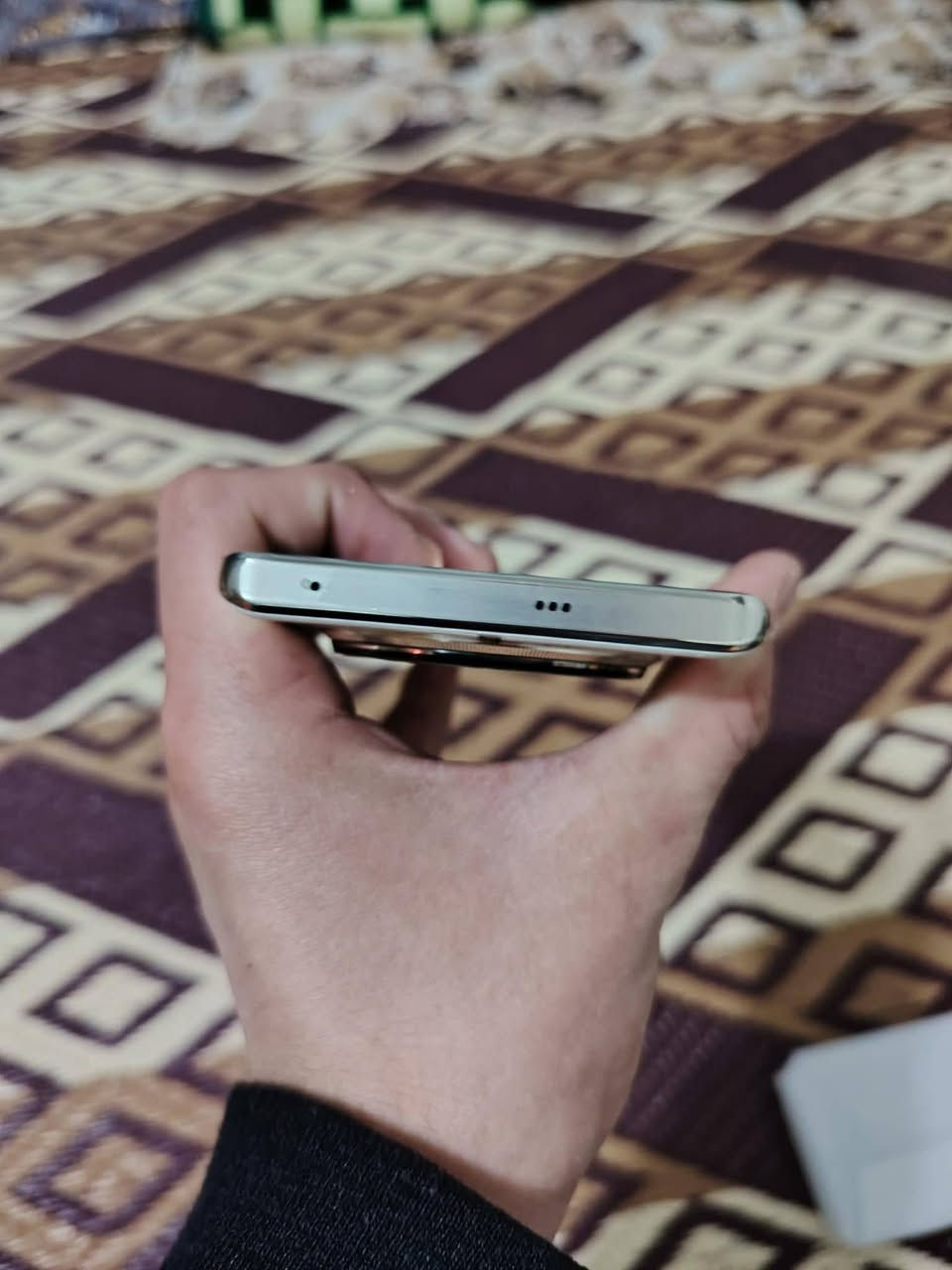 سلم عليكم ورحمة موبايل للبيع جديد وظاع شركه غراظ موجود كامل ذاكر512موبيل للبيع اومرواس


**إذا كنت صاحب هذا الإعلان وتريد حذفه لأي سبب، رجاءا أرسل رسالة إلى الدعم الفني**