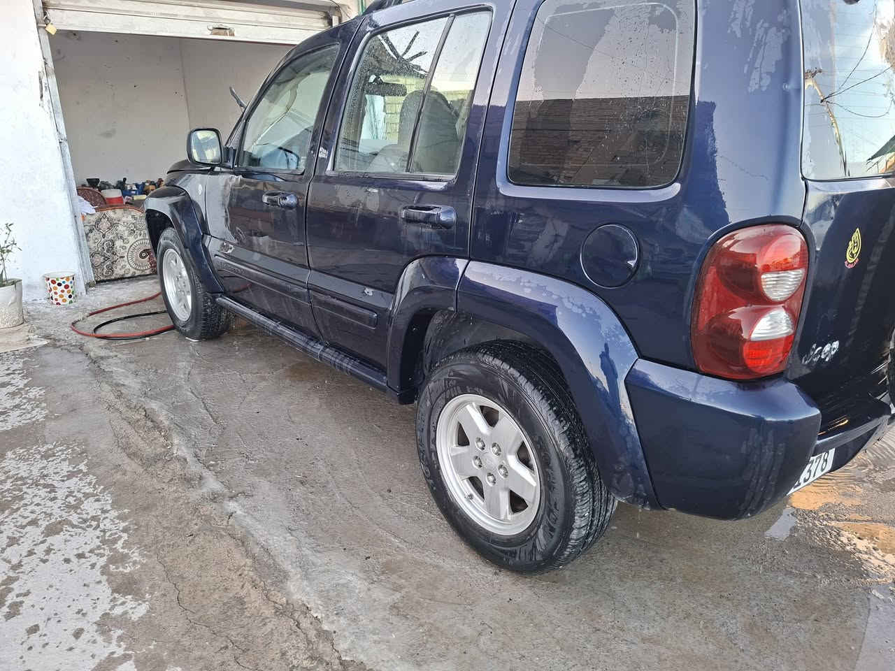 تحيه طيبه للبيع فقط جيب لبرتي ٢٠٠٧السياره جاهزه من كل النواحي كير ومكينه وحداديه تخم تاير السعر ٦٥ رقم بغداد انكليزي تحويل مباشر للاستفسار على الرقم ***********مكان السياره واسط النعمانيه
