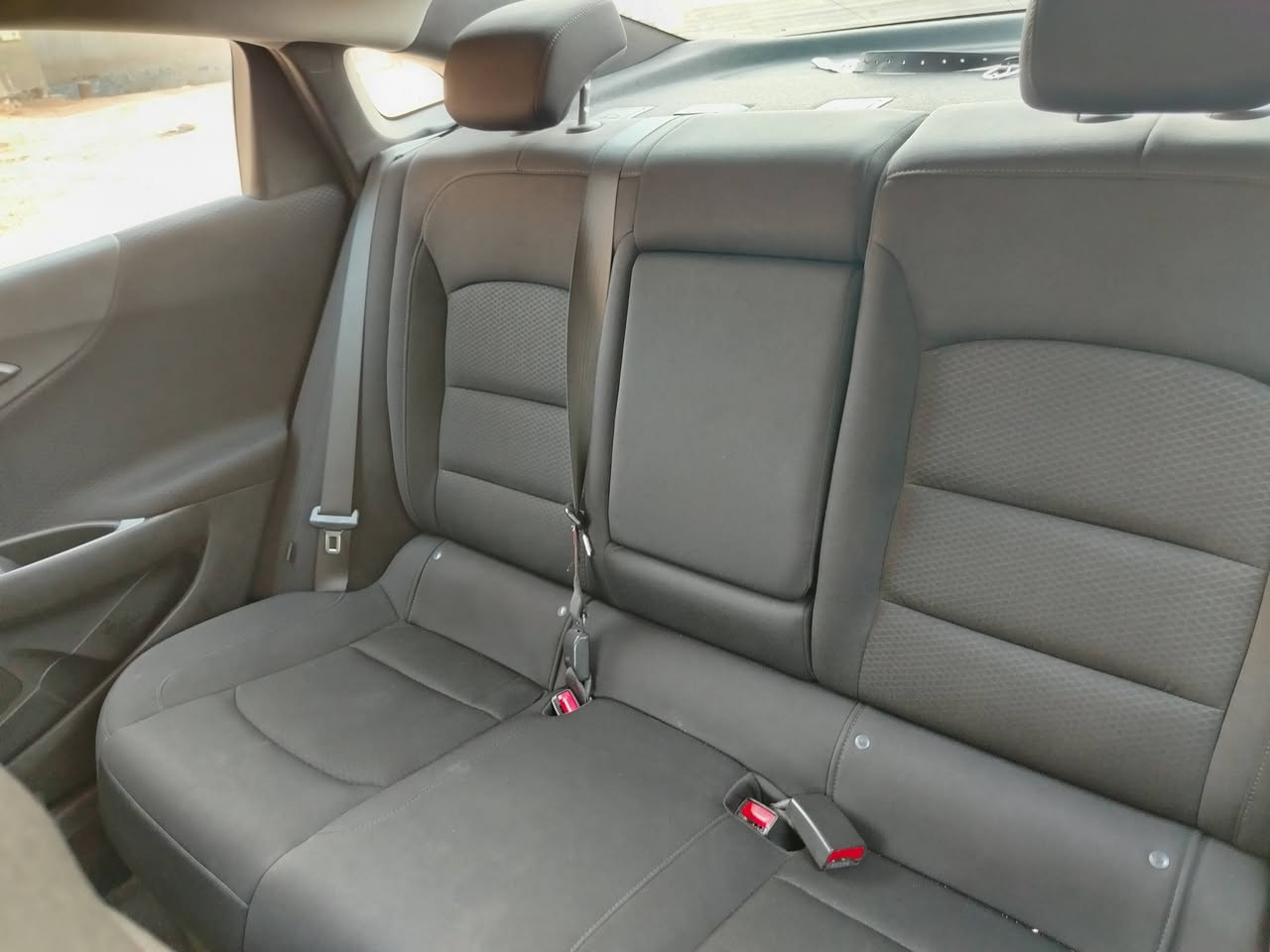 ماليبو 2023 lt معوقين كربلاء (المعوق مواليد 86 نظرة شويه ضعيف يسوي وكالة عامة)، وارد كندي، عداد كيلو متر، ضربتها قبق جنطة مبدل بواحد نفس اللون، ماشية 63 الف كيلو، نظيفة جدا، محرك وگير وتبريد وصدر وتايرات وكل السيارة ممتازة، ويل رياضي اسود، المحرك مبدل له گازگيت فقط بسبب جوين كان مزروف، يعني مو بسبب المحرك ابدا.
بعض المواصفات:
محرك 1500 توربو
- رادار
- مثبت سرعة
- كاميرة خلفية
- اوتو ستوب
- هندبريك دگمة
- تشغيل بصمة
- ابواب امالية بصمة
- كشنات امامية تدفئة
- تبريد قطعتين
- شاشة كبيرة
- اندرويد أوتو واپل كارپلي
- ويل رياضي اسود 19
- تبريد قطعتين
- تشغيل عن بعد
- بصمة تشغيل
- تحديد مسار
- كشن السائق كهرباء
- تحكمات ستيرن جهتين
- لد نهاري
- عداد سرعة كيلومتر وليس ميل
علما اني مداري السيارة من ناحية البانزين كله محسن والدهن كله امزويل..

مكان السيارة طويريج
السعر 115

***********
