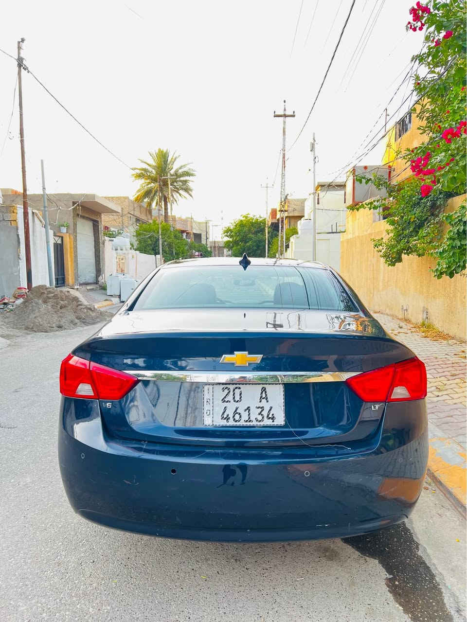 السلام عليكم بيع او مراوس 
امبالا 2018 V6 مواصفات Lt
بصمة تشغيل عن بعد
شاشة حجم كبير تدعم Apple car play
كامرة خلفية + تحكم استيرن جهتين + داخل جلد رصاصي ملكي وصاج 
مقاعد كهرباء + لد نهاري  + قاصة السيارة
مكينة كير تبريد مكفولات
سنوية جديد رقم جديد هزة جديد بسمي تحويل ثاني يوم 
حادث امريكا بس دعاميه وصور الحادث موجود بالعراق بيهه خشم الجاملغ الايمن شبر ورشيته صبغ 

*********** بعقوبة, ديالى

