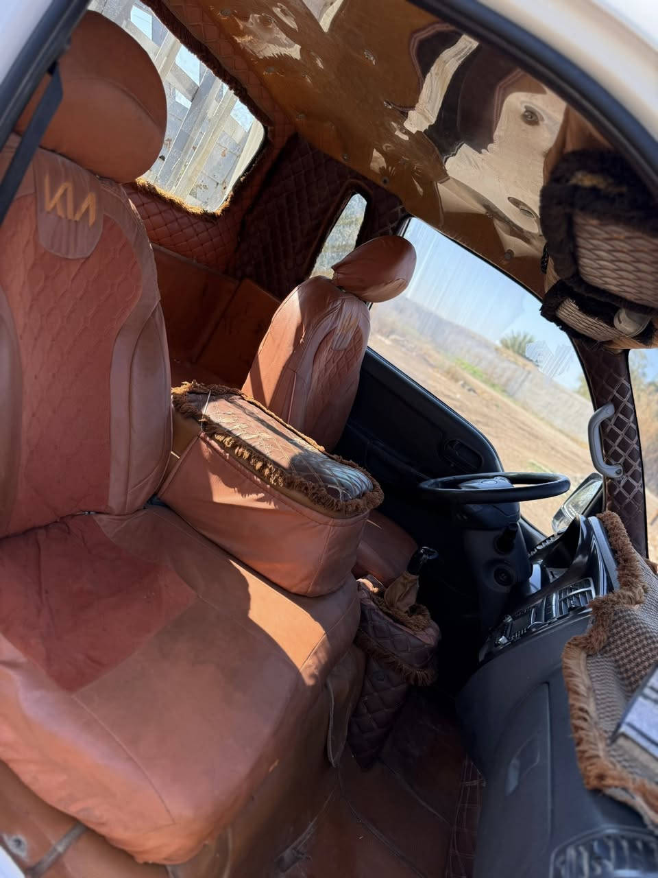 ‏فحل 4000 للبيع 2013 مقفولة السعر 125 وبيها مجال مكان بغداد
***********
