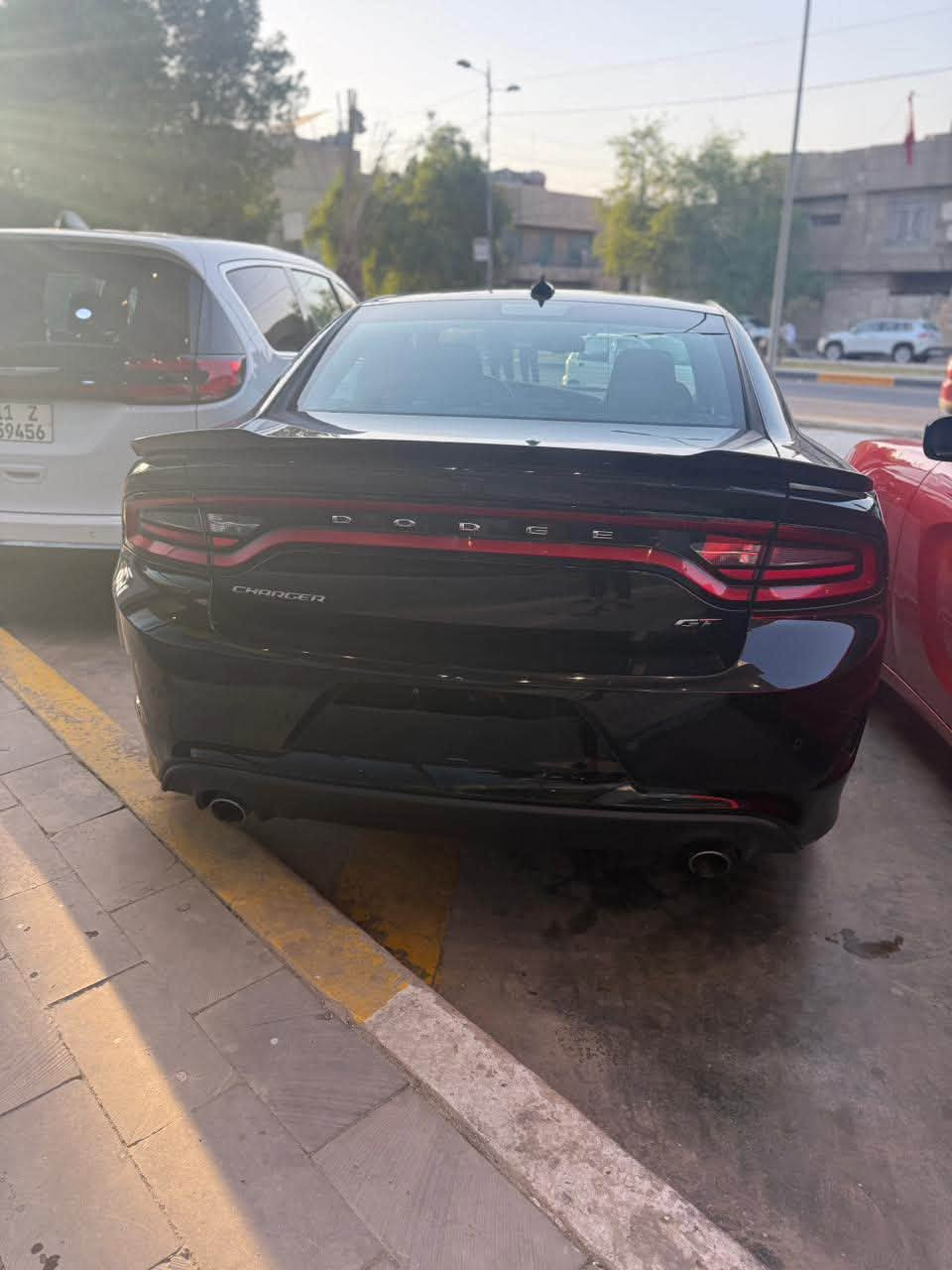 دودج جارجر للبيع GT
موديل 2023 

اللون الاسود السيارة حادثهة بدون اير باك

السيارة موضح حادثهة بل صور والمواصفات ايضاً 

السيارة اني صبغت بيهة قسم من البنيد⚠️ السيارة اجاها شراي وبعتها295 $ رحنة للسونار طلعت جهة كاملة مضروبة كليير  بامريكا بعد شسوي الحمد لله عل كل حال بس بل عراق السيارة يصير بيهة صبغ يحركون ابوهة هسة السيارة رايدهة $210 💵 قفل من الاخير رجائاً اللي مو شراي لا يخابر ولا يتصل لا اتعبني 

‼️‼️⚠️ متواجد فقط عل الرقم 

***********
