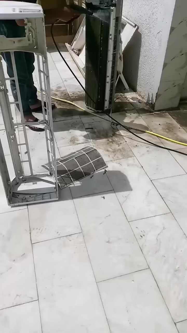 تنصيب سبالت من 
صيانه سبالت ومكيفات
غسل سبالت ومكيفات موقعي داخل البيت
تصليح ليك وشحن غاز 
فتح السبالت وتنظيفها وغسلها واعاده تنصيبها 
اتصل والباقي علينا نجيك لباب البيت ميسان فقط *********** سعار مناسبه الماعده شغل ضمان وات ساب مفتوح
