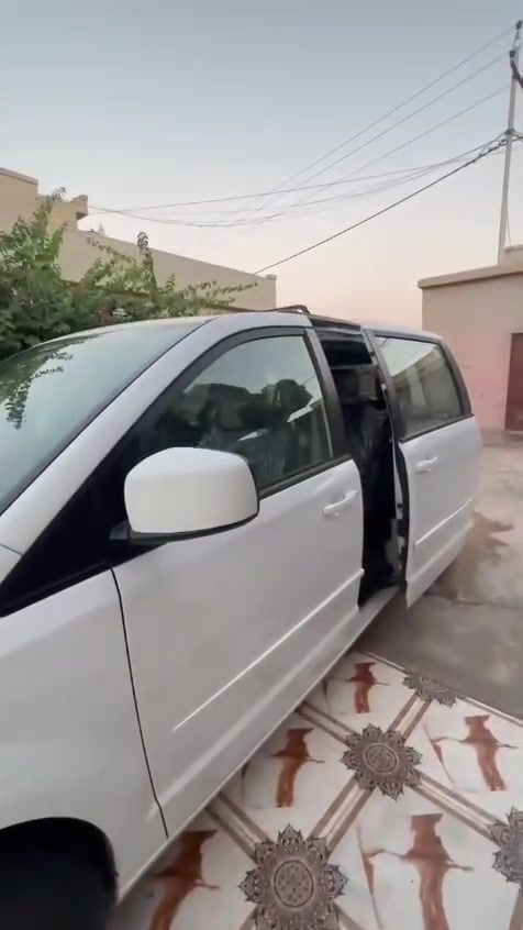 السلام عليكم .

دوج كرفان موديل: ( 2016 )

الفئة: sxt

السيارة رقم شمال السليمانية دولي بأسمي

( السياره كلين تايتل وارد كندي 🇨🇦 )

 • لون ابيض ثلج

 •محرك 6 سلندر 3600

• كشنات مخمل

• نظام ايكو 

• كاميرا خلفية

• جام 6 كهرباء

• بيبان + جنطه كهربائي

• شاشة قلاب

• 3 قطع تبريد ثلج ❄️🌬️

• لايت زنون فول

• تحكمات استيرن 

ملاحظة :
السيارة جداً حلوه ونضيفة
وأحلى من الصور
محرك وگير بشرط
كهربائيات بشرط
صدرها خير من الله ما صار فتره من سوينه أدامه اله  + دسكات جدد تايرات جدد شديتهن تخم كامل امامي وخلفي + باتري جديد
السياره جاهزه جاهزه ما تصرف عليها شي
وبالعافيه على الي ياخذها  

السعر :   165 وبيها مجال بسيط 

📞 للاستفسار :

***********
