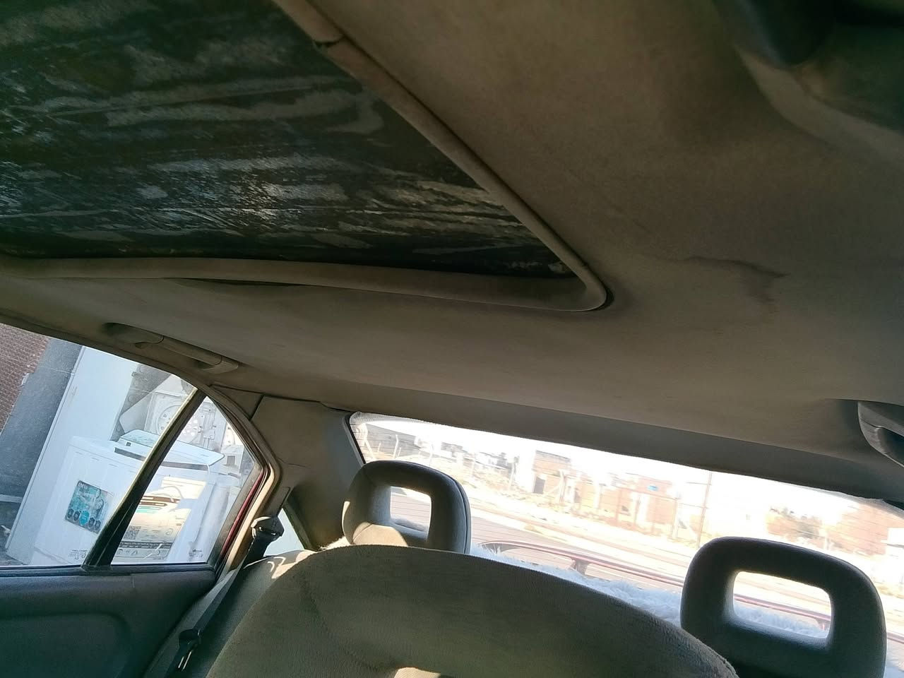 ئومیكا للبیع سعر 35 بتاقە بنزین بي مکینة 20 سنویە بسمي سنویة جدید هةزة جدید سنویة2030 هاتف ***********
