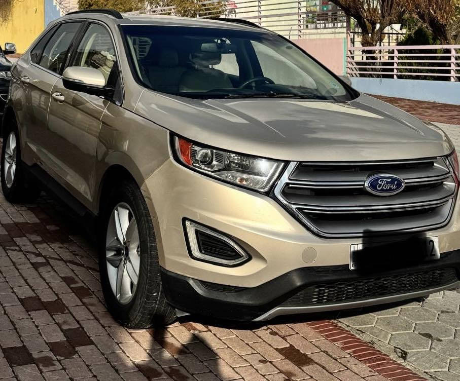 Ford Edge sport 2018
Location: Sulemani 
4 cylinder 
Colour: Gold 
Seat: cream leather 
Mileage: 68,000 km 
Phone number: ***********
WhatsApp: ***********
