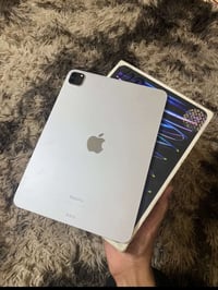 ايباد ١١ برو • M2 • ١٢٨