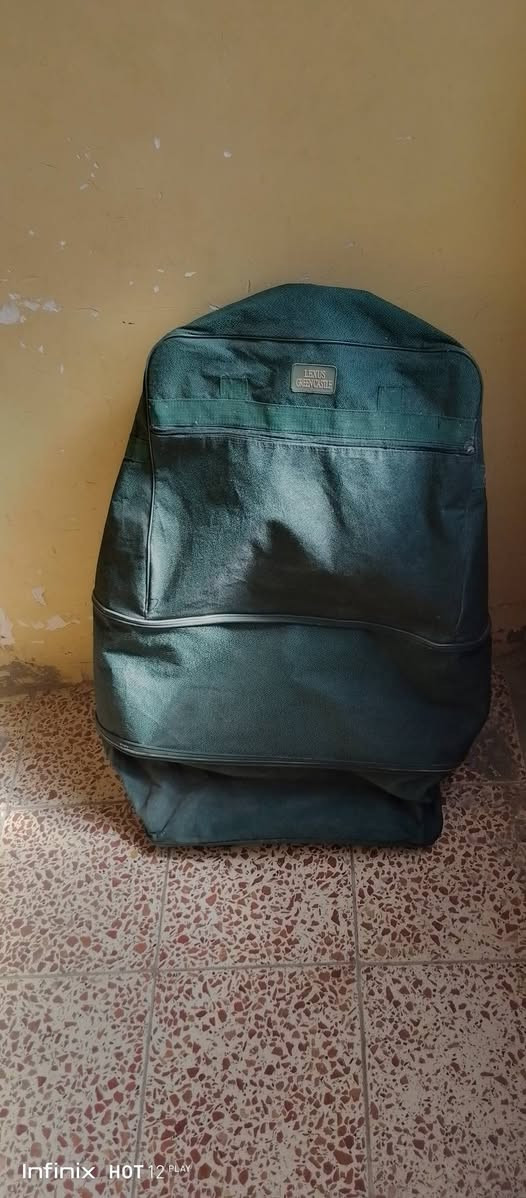 طباخ شغال عشتار ما عده عينين  ب٧٥ وبي مجال
بلاجكتور مسطره ثلجي ب١٥ وبي مجال 
حقيبه سفر ب١٥
حمالة غساله ب٢٠ وبيها مجال


**إذا كنت صاحب هذا الإعلان وتريد حذفه لأي سبب، رجاءا أرسل رسالة إلى الدعم الفني**