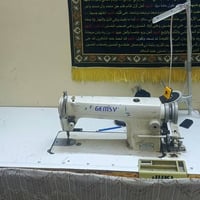 مكينه البيع المكينه نضيفه ومرتبه بس ماعرفله الشراي يجي خاص وهاذرقمي077...