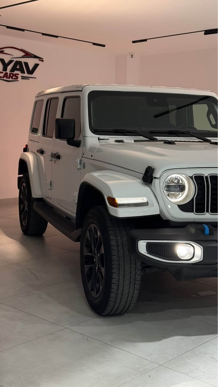 ‎Jeep Wrangler 2024 4XE 
جيب رانجلر ٢٠٢٤ 4xe 

مواصفات Sahara فول و لون كلش حلو 

مكينة ٤ سلندر حجم ٢‎ دهوك, العراق


**إذا كنت صاحب هذا الإعلان وتريد حذفه لأي سبب، رجاءا أرسل رسالة إلى الدعم الفني**