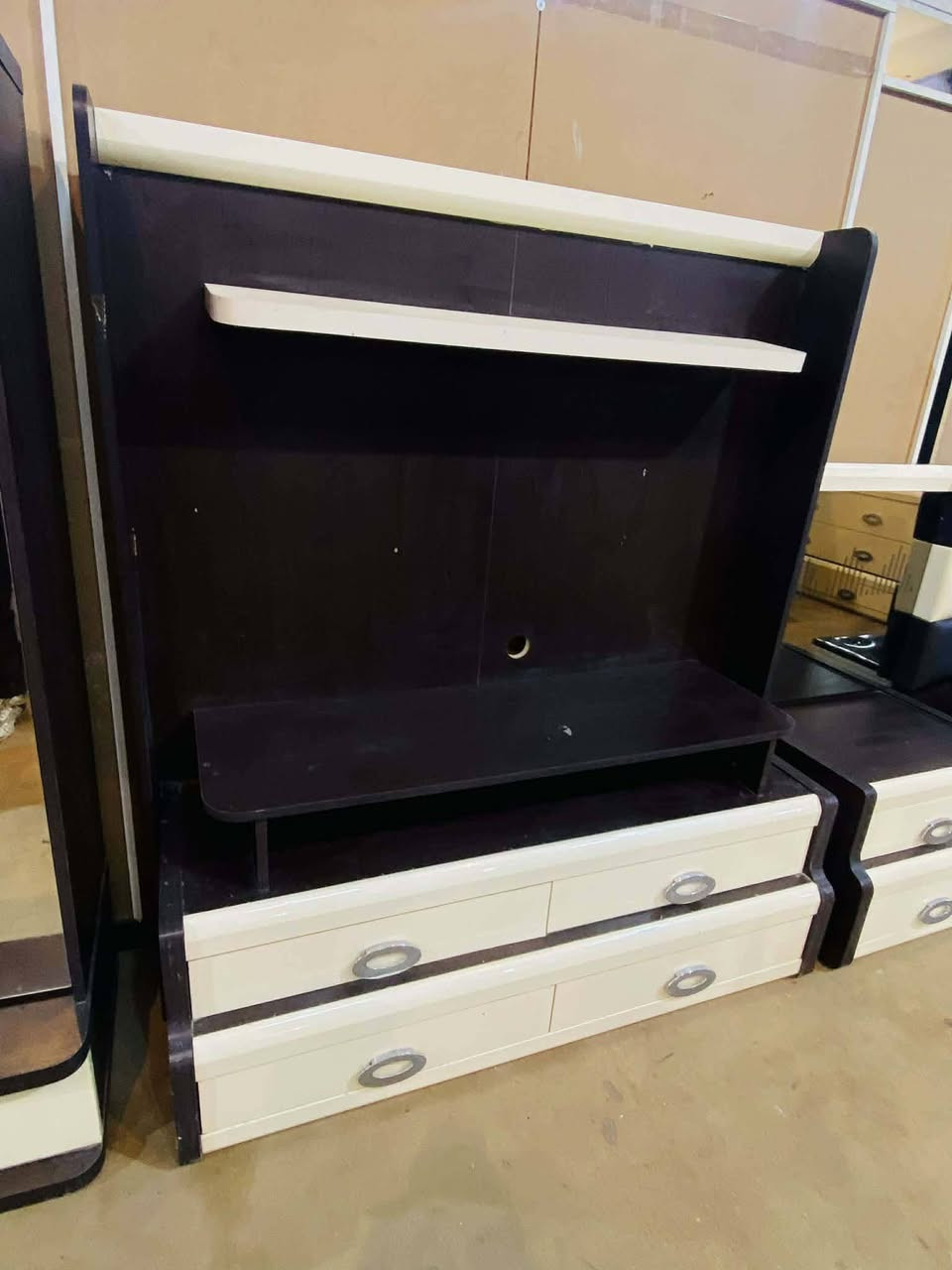 غرفة نوم تركي مستعمل
تتكون من 👈 10👈 قطع🥰
نضافة 80/%💯
بيها معرض بلازما 
السعر 👈750/ 👈ألف فقط
مع نقل وشد داخل بغداد مجاني


**إذا كنت صاحب هذا الإعلان وتريد حذفه لأي سبب، رجاءا أرسل رسالة إلى الدعم الفني**