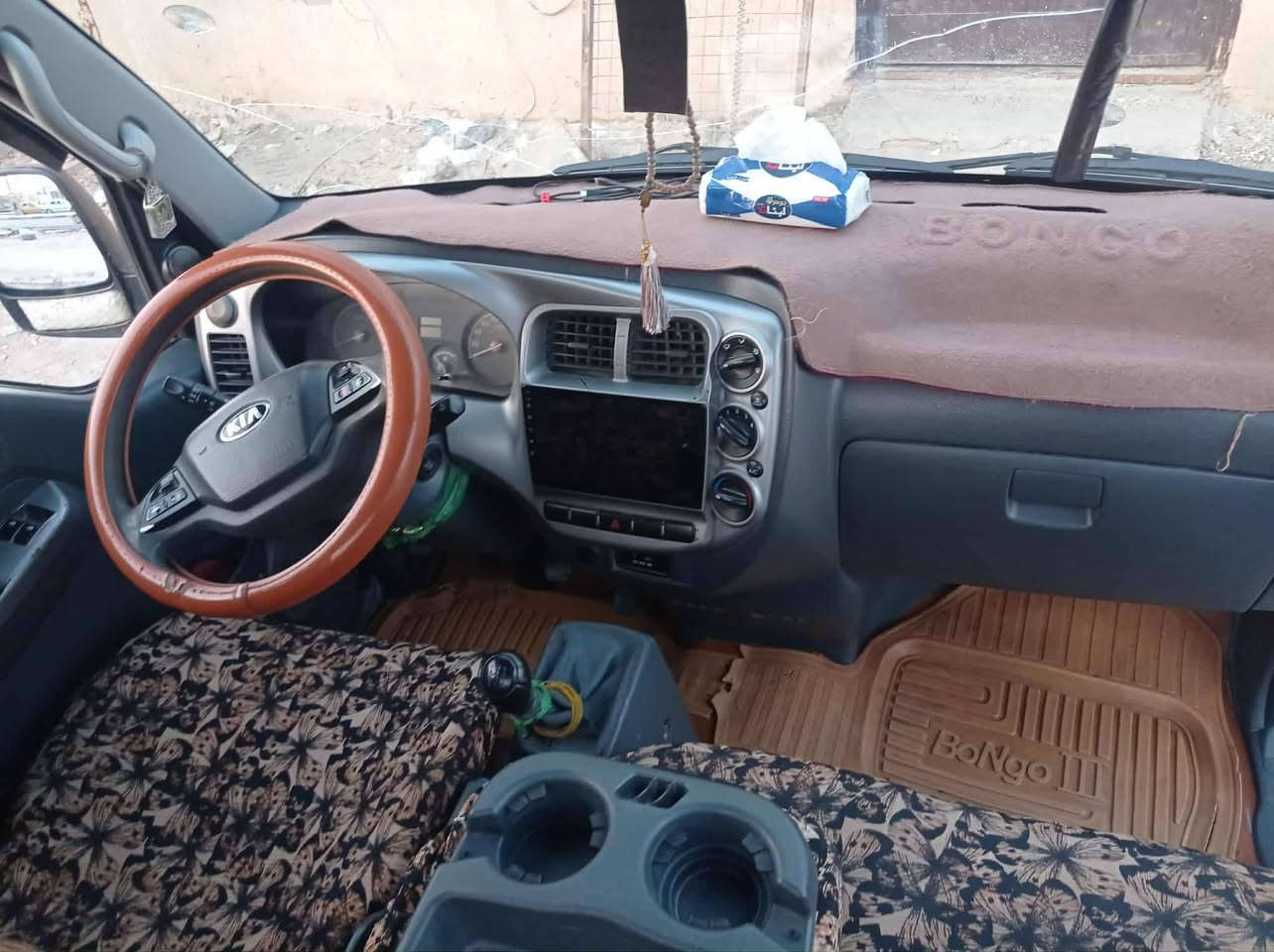 بنكوو موديل 15 مكفوله كفاله عامه. رقم ميسان تدور اي محافظه سعره شده وخمسه وبيه مجال 
ماعدا البارد الغد لامامي 
 بيه كتاب من كريم حسون. سنويه ل27 بسمي رقم نكليزي  مداور ثاني يوم. بيه خيط تبخير بدايه.  ناصريه مركز ***********
