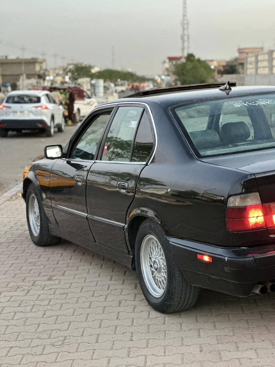 سلام عليكم للبيع BMW 1993 مكفوله للاخير
فول مواصفات سقف سلايت ٣ طكات +ويل خليه +اربع جام كهرباء+قفل مركزي+سكيورتي شغال+لايتات حلقه وزنون+٣وضعيات قياده S +تبريد شرط الثلج بنكه كهربائي يعني انسى الحماوه+هوك بلادي +جك مال بم ام بلادي +دوسات بلاديه ما معمر+بدون ضربه جماليه فقط

رقم سنويه هزه جديد شرط التحويل سعر 63وبي مجال 

ملاحضه خوان :محرك شوي بي بخار! مكاني كركوك

***********
