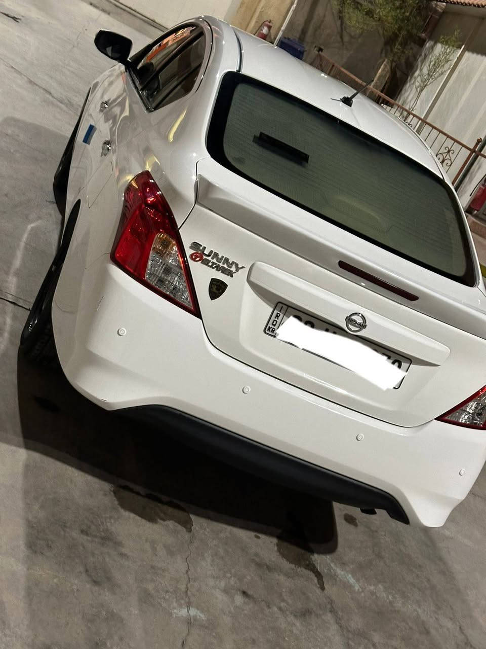 نيسان صني مصري للبيع2025 استخدام شخصي جام 4كهرباء صندوق سبايدر شاشة أندرويد تدعم اكار بلي بلوتوث سبير مانازل اربيل مواصفات النيسان تحكم ستيرن كامرة خلفية حساسات شاشة فأن خلفي السيارة مدوشمة ارضيات ومقاعد وحتة صندوق ماشية واحد وعشرين 
اربيل بسم شركة ابواب الرحمة تريد وكالة تريد تحويل الشركة هنا في البصرة بالمعارض 
السعر 127 وبيها مجال بسيط للشراي او مراوس بكورلا او النترا تجميع وعادي انطي فرق بعد المعاينة 
للإستفسار اتصال على رقم صاحب السيارة  ***********
