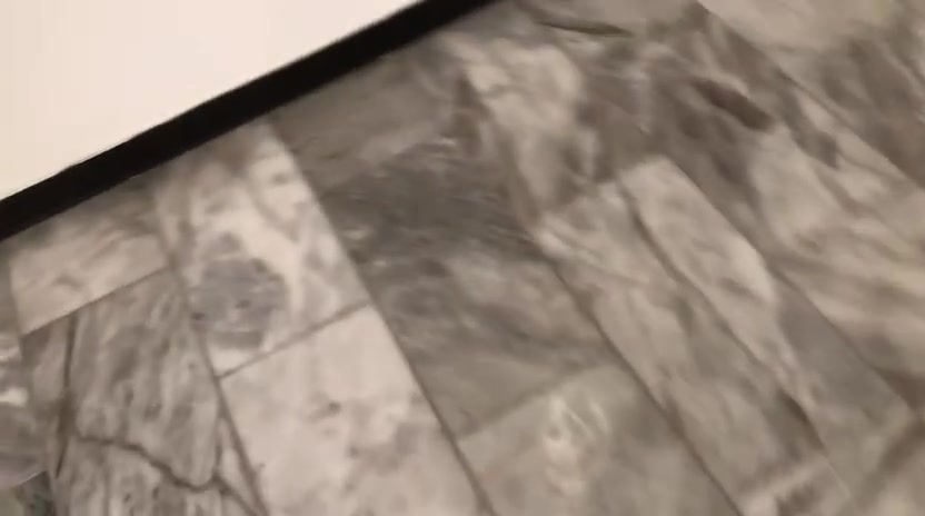 السلام وعليكم خلفه تطبيك ارضية بورسلين ومرمر وتطبيك سيراميك خبرة ٣٥ سنه 
شغل الاولي الدرجة الاولى تطبيك بلين وليس بسيس  سعر المتر ١٠ الف للتواصل رقمي الخاص 
***********
