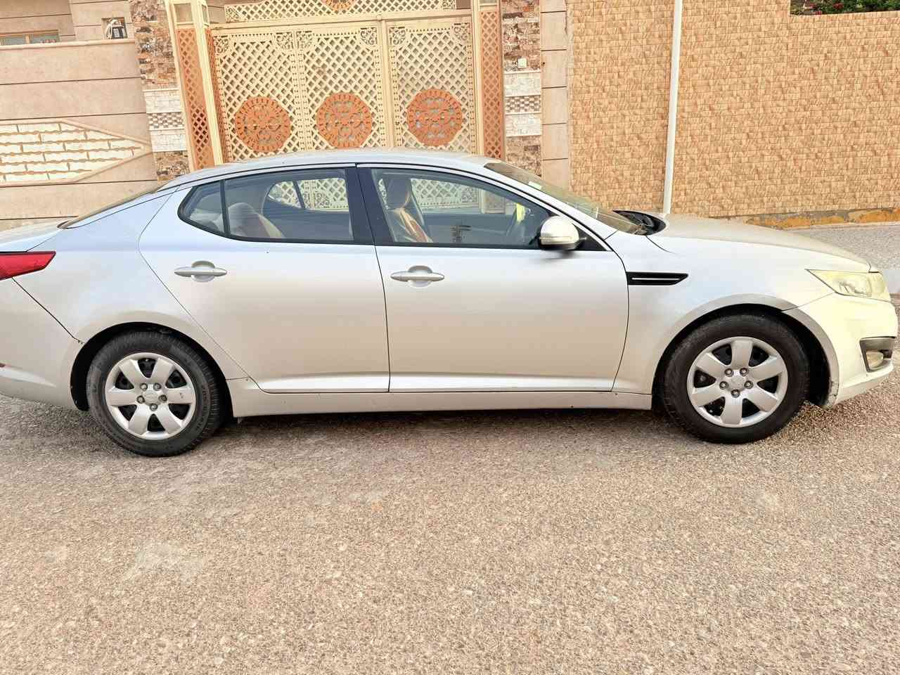 كيا ابوتيما ادوات موديل ٢٠١٣ ارقام وسنويه طبق الاصل محرك ٢٤٠٠دوش كير حداديه فول تخم تاير جديد سياره جاهزه اي نقص مابيه كفاله وراد خليجي السعر ٤٥ وبيه مجال العنون ميسان الاستفسار رقم الهاتف ***********اتصل
