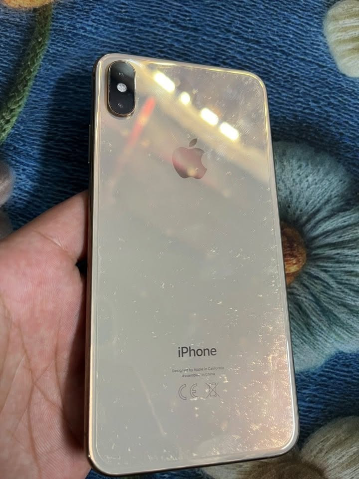 اخوان ايفون XS max الجبير
ذاكرة 256 
البطارية 79
الجهاز بوضع الشركة بحيث اللزكة بل ضهر الااصليه مال شركة النضافة  100‎%‎ كامل مكمل مامفتوح ولا مبدل بي ايشي  كامرات نت اتصال بصمة كلشي  تاخذة تدعيلي
العنوان :بغداد حي الجوادين
الرقم :***********
السعر :290 اتصل وذا شراي تامرني
