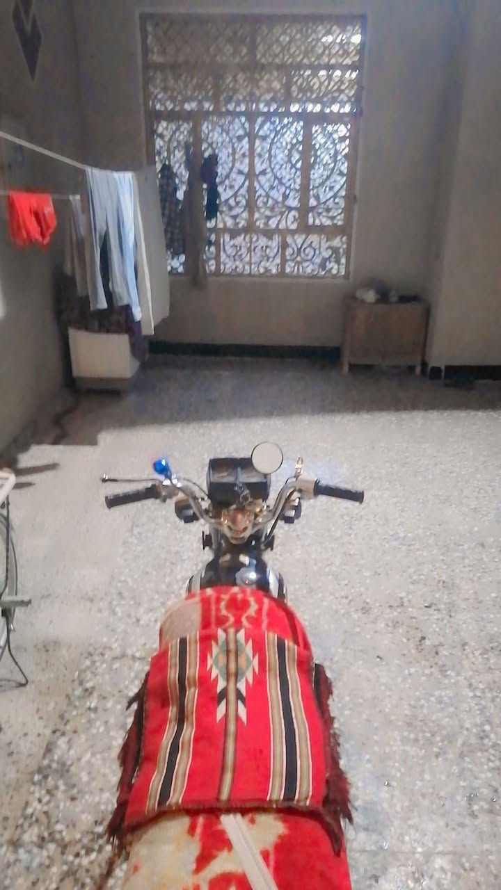 السلام عليكم دراجه 4كير تعمير شاصي موديل 2014اوراق اصولي مكفول من الحيم  مكينه نامه شلامجه موديل 2024يرادلهه شركه من جهت الماكنيت مكان براغي الدوسه انفطرن وذبت الدهن الدراجه شغاله بس يرادلهه شركه السعر 450  وبيهه مجال اليريدهه يجي خاص المكان كربلاء الشبانات قرب مدرست الايتام واني بخدمتكم


**إذا كنت صاحب هذا الإعلان وتريد حذفه لأي سبب، رجاءا أرسل رسالة إلى الدعم الفني**