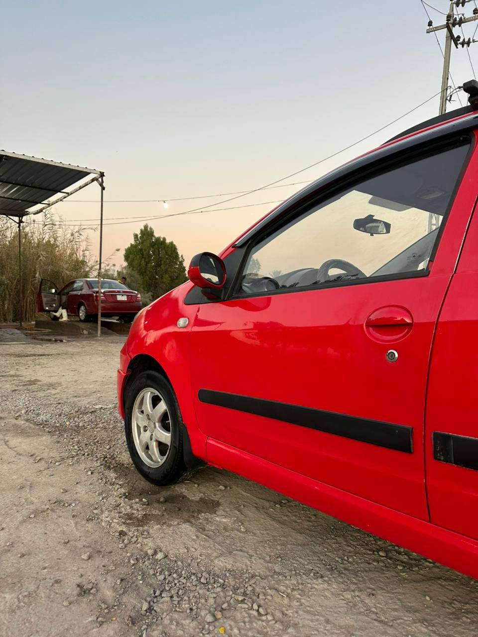 السلام عليكم للبيع جيلي كروز موديل 13  كلج ذكي يعني شبه أوتو محرك كير مكفوله كهرباء كله شغاله تخم تاير نضيف سياره جاهزه مال بيت وقتصادية 
 السعر 46  مكان بابل الإسكندرية  ***********
