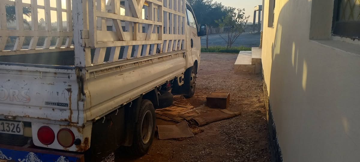 السلام عليكم للبيع فحل مسكر سبلاين موديل 2012 مكفول كير ومحرك وشاصي واكسل محور 14  وجاهز تانكي80لتر سياره امداور ثاني يوم المكان السماوه للاستفسار الاتصال على الرقم الموجود ***********السعر 120
